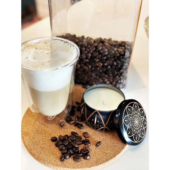 Bergamot White Tea Soy Wax Candle in Tin Jar (6 oz) - Picture 4 of 11